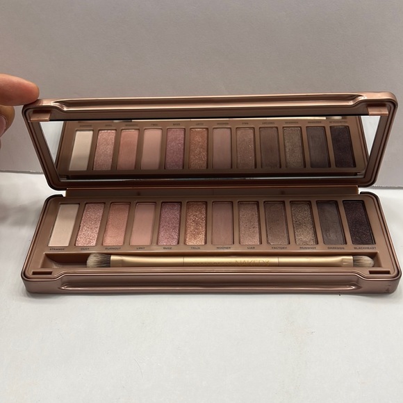 Urban decay naked 3 palette